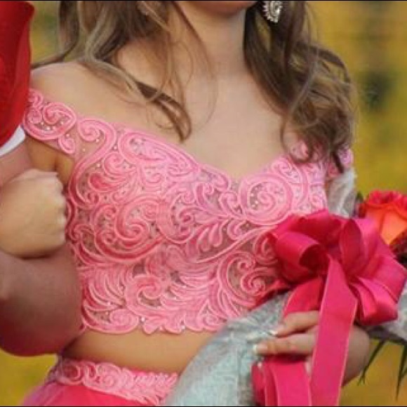 Ellie Wilde Size 10 Prom dress!! - Picture 2 of 2